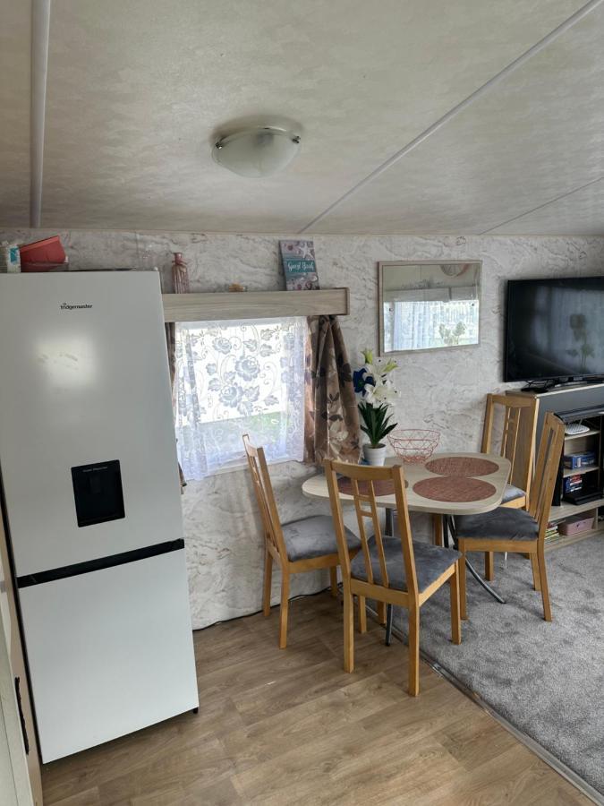فندق Angie'S Caravan At Seawick Saint Osyth المظهر الخارجي الصورة